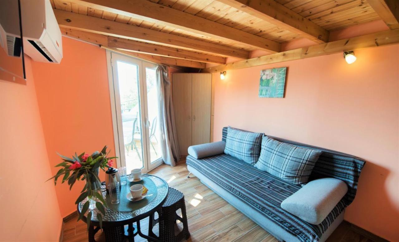 Argo Apartments Vasiliki  Luaran gambar