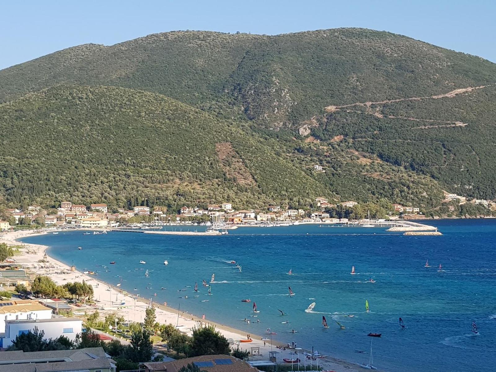 Argo Apartments Vasiliki  Luaran gambar